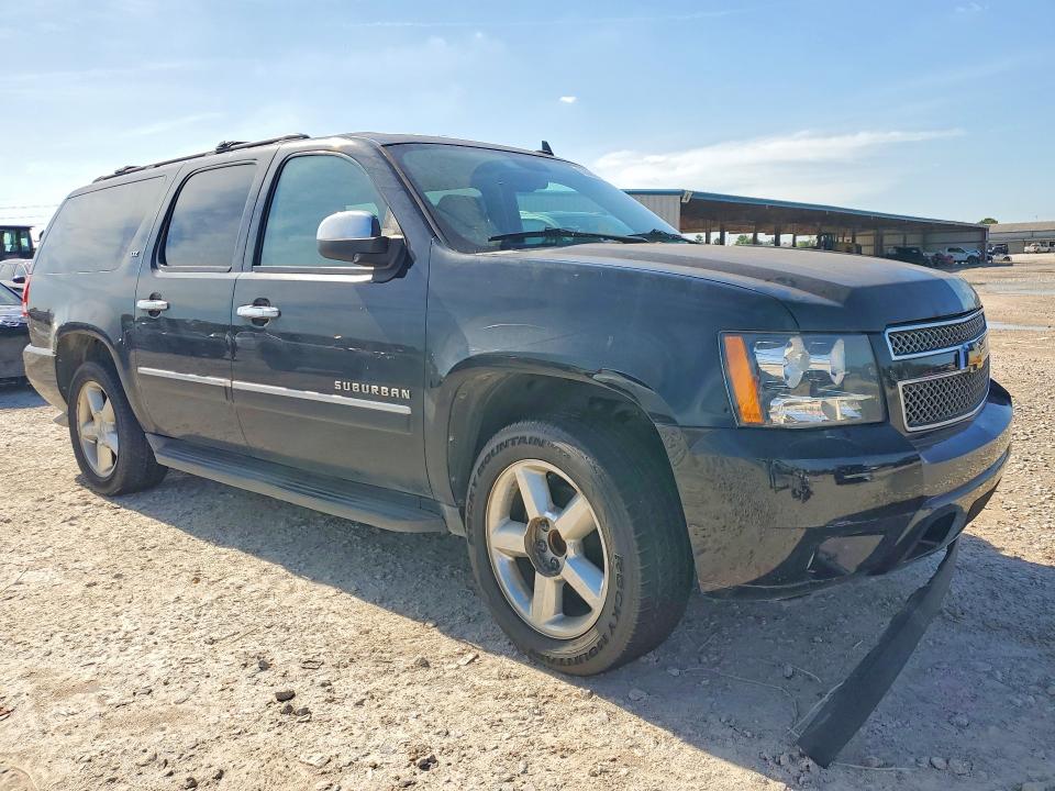 52081736 :رقم المزاد ، 1GNSCKE08ER149089 vin ، 2014 Chevrolet Suburban مزاد بيع