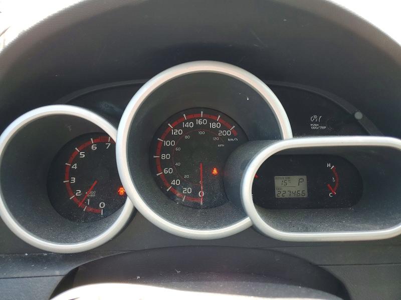 53348146 :رقم المزاد ، 2T1KU4EEXAC447547 vin ، 2010 Toyota Matrix Wagon مزاد بيع