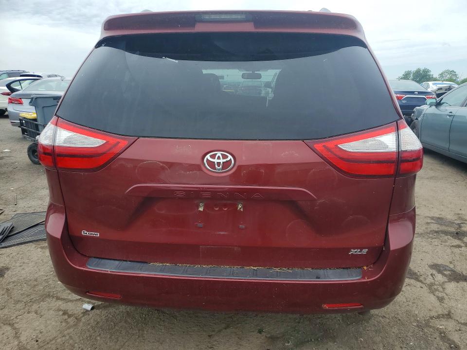 55096726 :رقم المزاد ، 5TDYZ3DC2HS794720 vin ، 2017 Toyota Sienna مزاد بيع