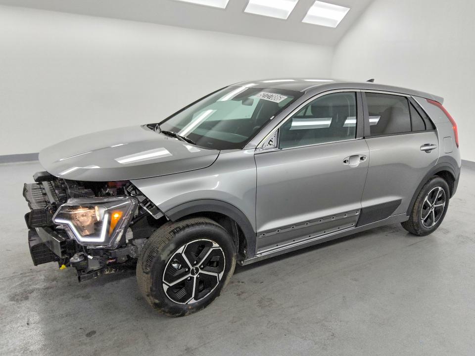 52727886 :رقم المزاد ، KNDCP3LE3T5336198 vin ، 2026 Kia Niro مزاد بيع
