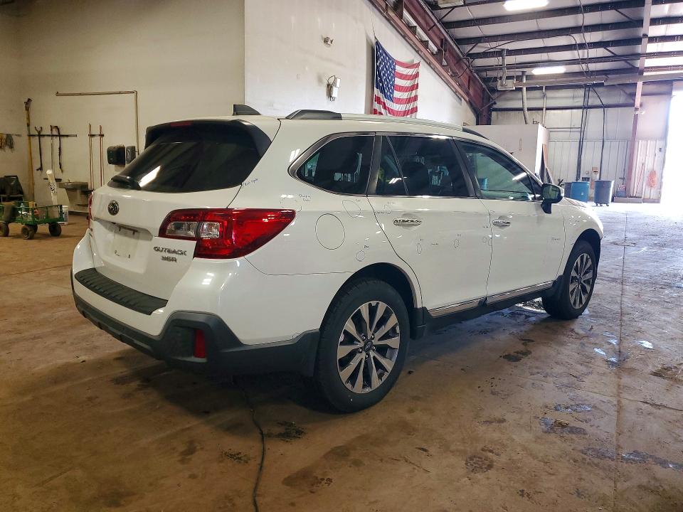 Продаж на аукціоні авто 2018 Subaru Outback, vin: 4S4BSETC4J3270575, номер лоту: 54596056