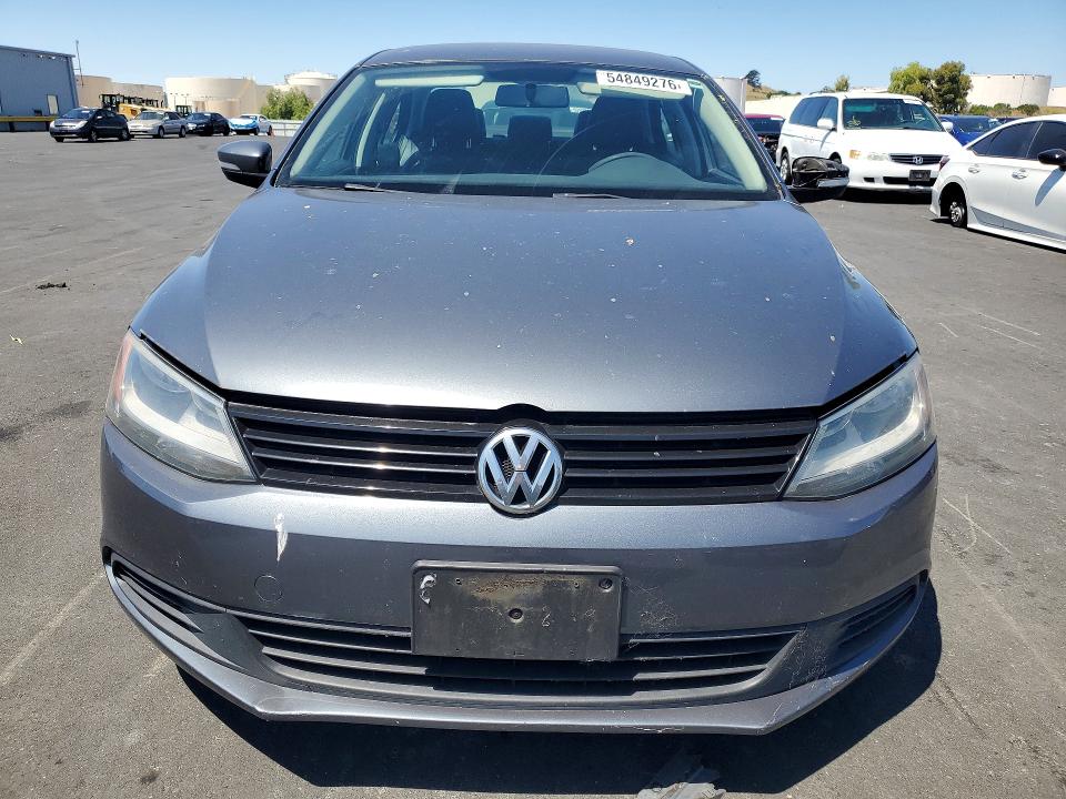 54849276 :رقم المزاد ، 3VWDZ7AJ9BM324844 vin ، 2011 Volkswagen Jetta مزاد بيع