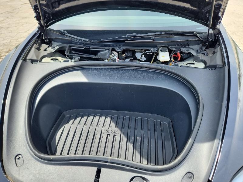 2025 Tesla Model 3 მანქანა იყიდება აუქციონზე, vin: 5YJ3E1EB7SF993872, აუქციონის ნომერი: 52195806