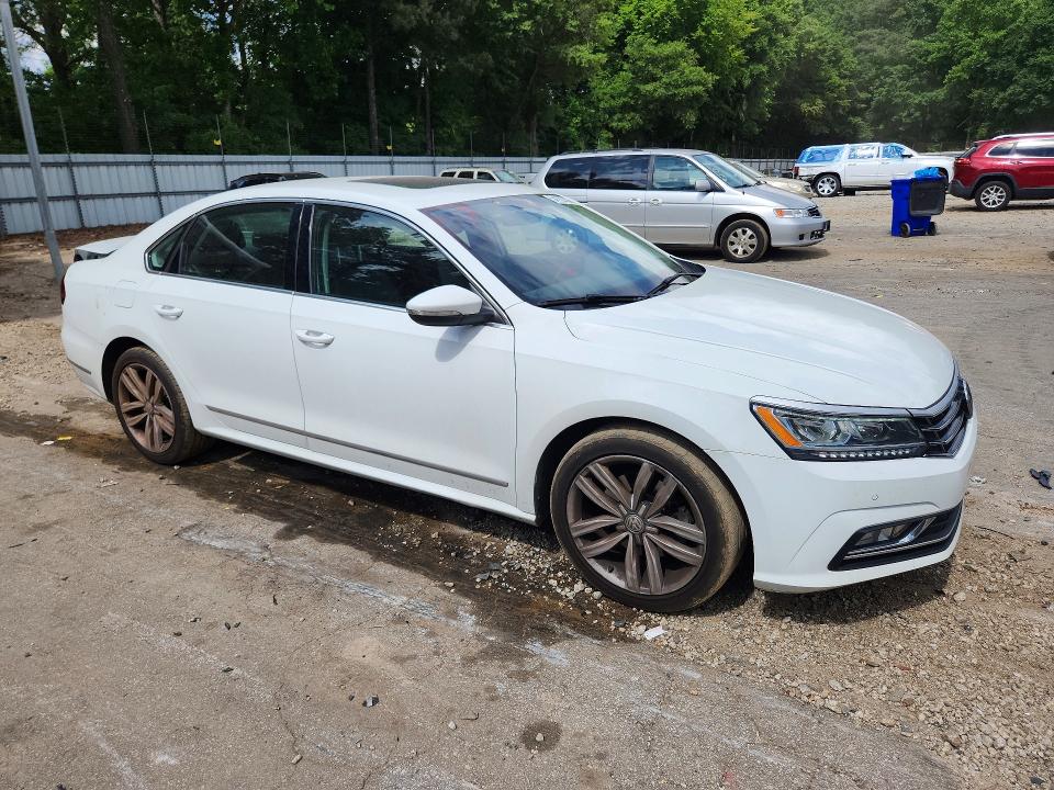 54162736 :رقم المزاد ، 1VWGT7A31HC083582 vin ، 2017 Volkswagen Passat مزاد بيع