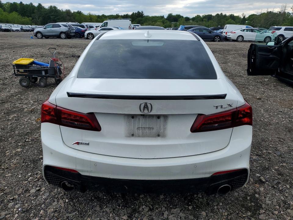 53720636 :رقم المزاد ، 19UUB2F67JA009018 vin ، 2018 Acura Tlx مزاد بيع