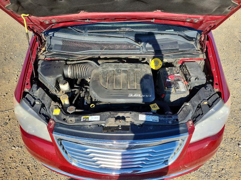 52027586 :رقم المزاد ، 2C4RC1BGXDR780454 vin ، 2013 Chrysler Town & Country مزاد بيع