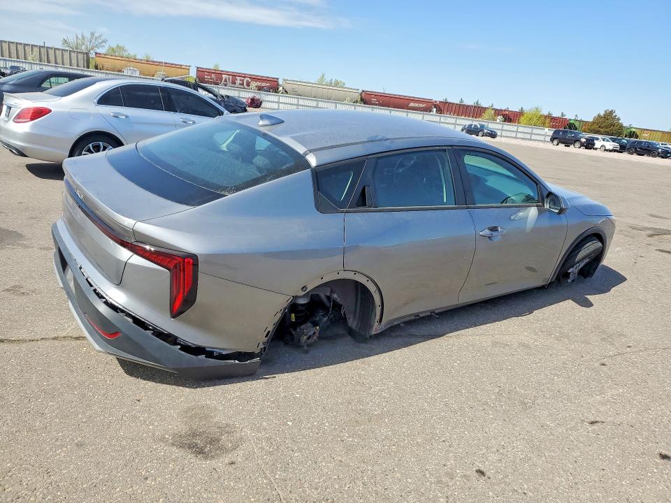52805006 :رقم المزاد ، 3KPFT4DE7SE117583 vin ، 2025 Kia K4 مزاد بيع