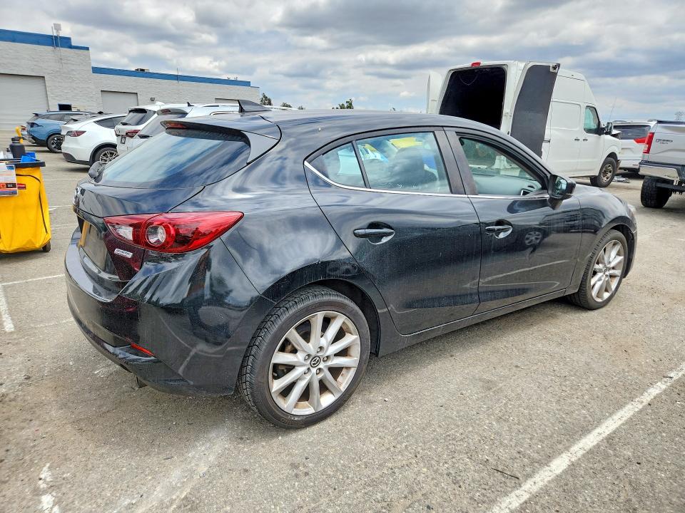 Продажа на аукционе авто 2017 Mazda 3, vin: JM1BN1M32H1100126, номер лота: 55443496