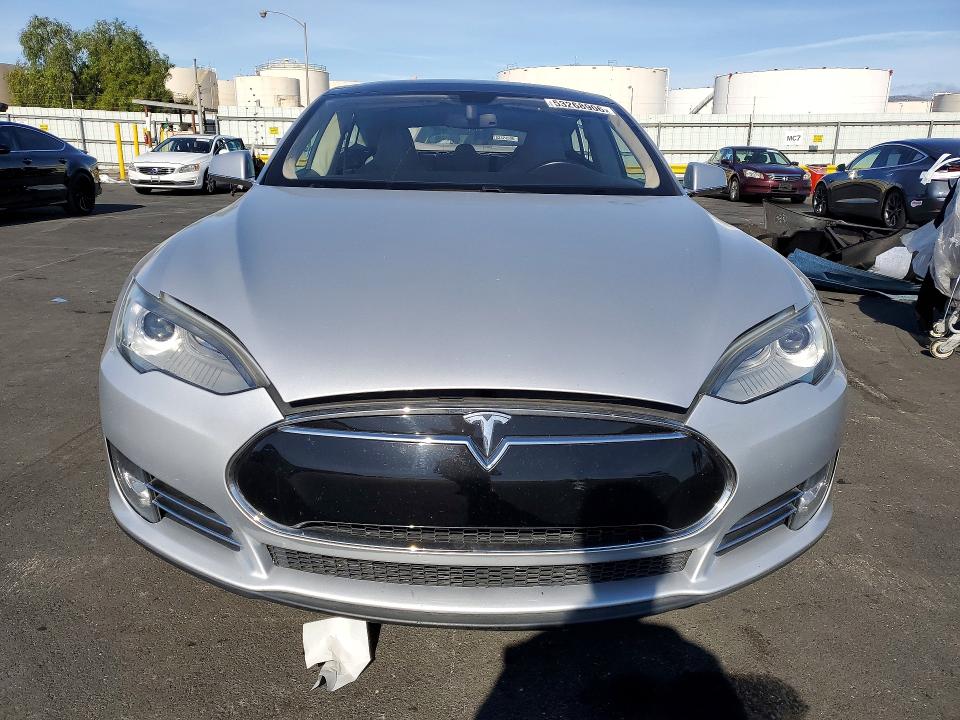 Aukcja sprzedaży 2013 Tesla Model S, vin: 5YJSA1DP3DFP04204, numer aukcji: 53268906