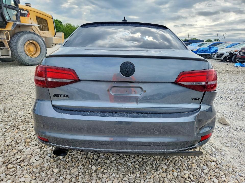 50823346 :رقم المزاد ، 3VWD17AJ4GM338150 vin ، 2016 Volkswagen Jetta مزاد بيع