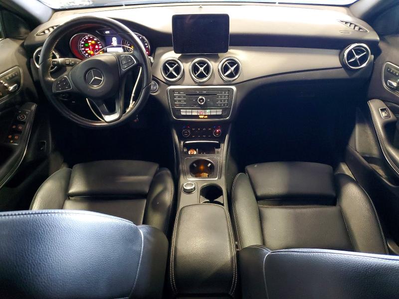 53296766 :رقم المزاد ، WDCTG4EB8JJ395805 vin ، 2018 Mercedes-benz Gla مزاد بيع