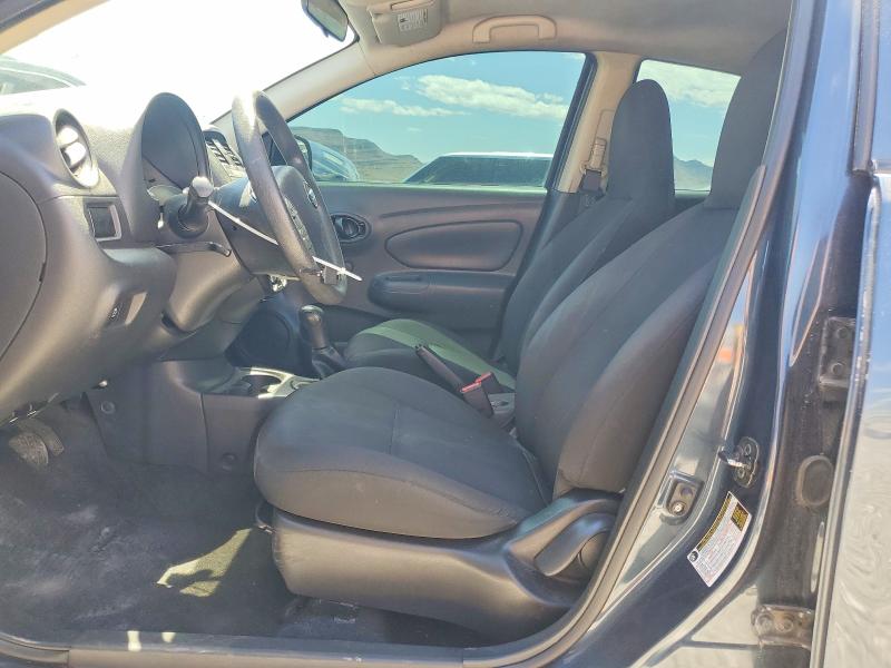52178006 :رقم المزاد ، 3N1CN7AP4FL943462 vin ، 2015 Nissan Versa مزاد بيع