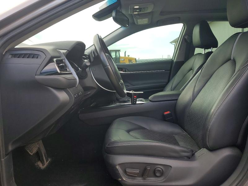 54787856 :رقم المزاد ، 4T1B61HKXKU195583 vin ، 2019 Toyota Camry مزاد بيع