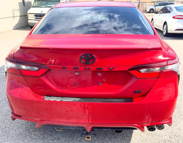 2022 Toyota Camry მანქანა იყიდება აუქციონზე, vin: 4T1G11AK9NU040137, აუქციონის ნომერი: 54863526