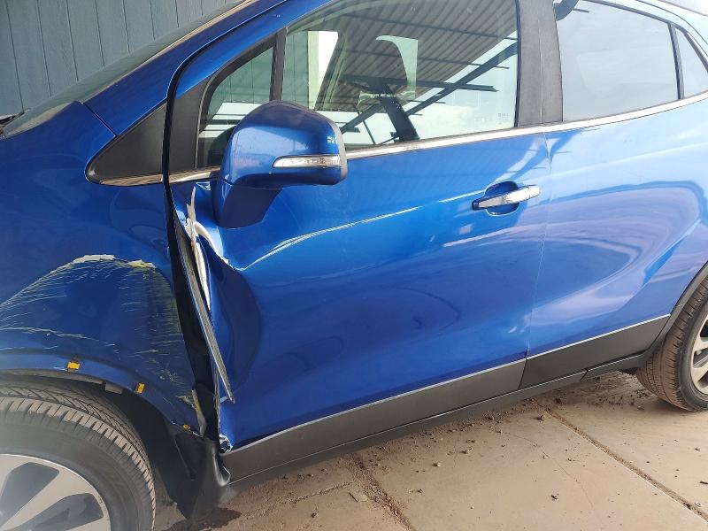 50521656 :رقم المزاد ، KL4CJCSB1JB526096 vin ، 2018 Buick Encore مزاد بيع