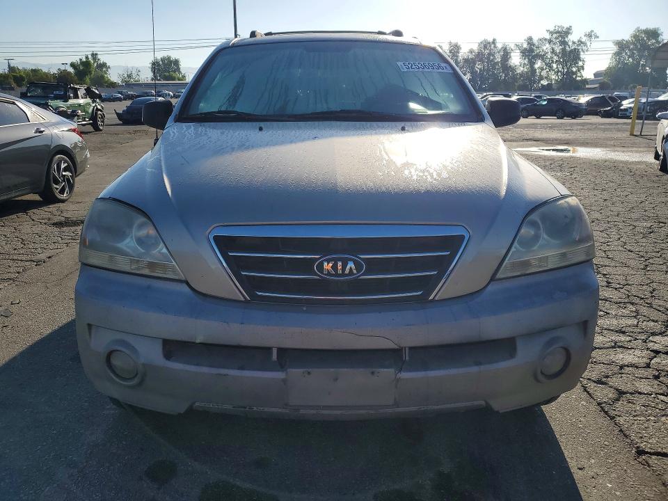 2005 Kia Sorento მანქანა იყიდება აუქციონზე, vin: KNDJD733755365017, აუქციონის ნომერი: 52536956