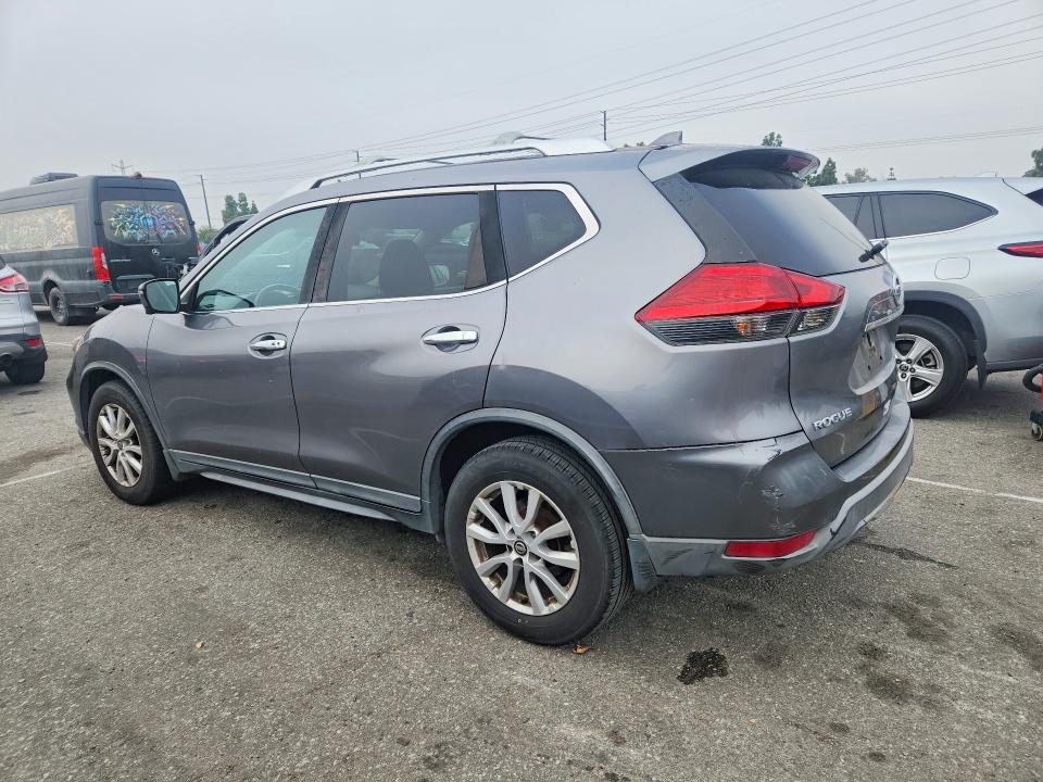 52897066 :رقم المزاد ، KNMAT2MT1HP535918 vin ، 2017 Nissan Rogue مزاد بيع
