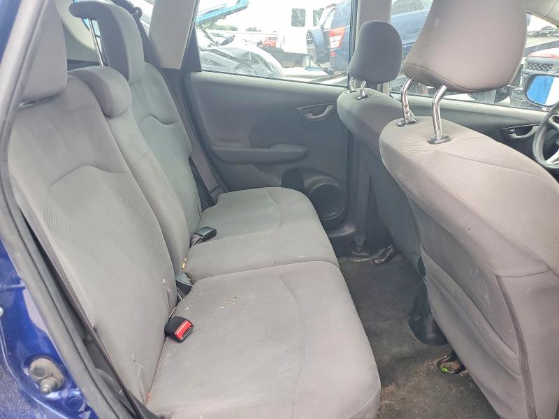 53090386 :رقم المزاد ، JHMGE8H38DC064870 vin ، 2013 Honda Fit مزاد بيع