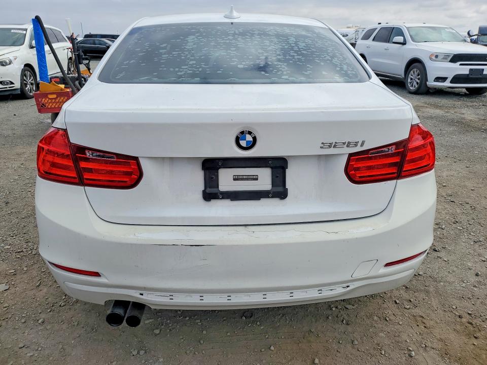 Продаж на аукціоні авто 2012 Bmw 328, vin: WBA3A5G56CNP16933, номер лоту: 53200996