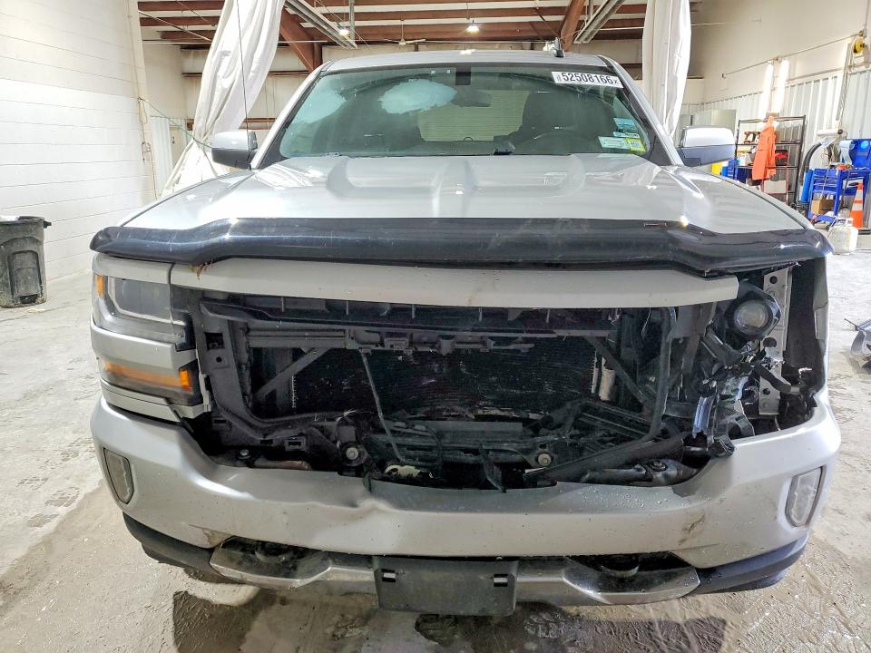 Продаж на аукціоні авто 2018 Chevrolet Silverado, vin: 2GCVKREC6J1109768, номер лоту: 52508166
