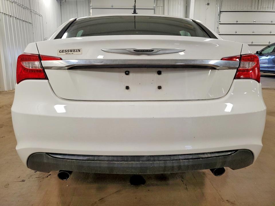 2013 Chrysler 200 მანქანა იყიდება აუქციონზე, vin: 1C3CCBCG7DN571006, აუქციონის ნომერი: 53750166