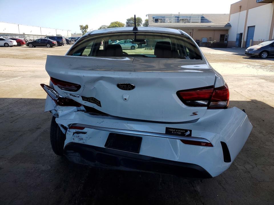 2021 Kia Rio მანქანა იყიდება აუქციონზე, vin: 3KPA24AD8ME364459, აუქციონის ნომერი: 53948516