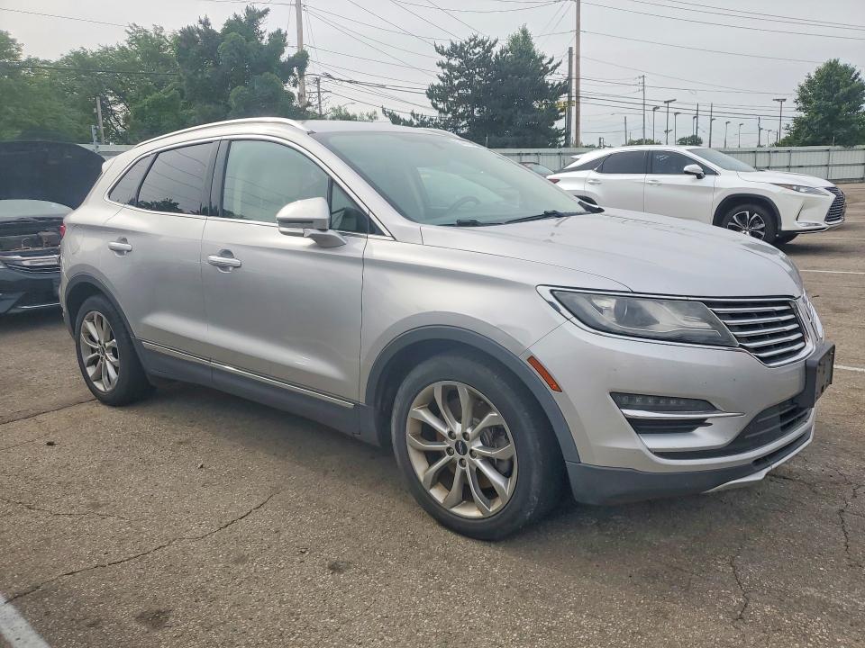 54679436 :رقم المزاد ، 5LMCJ1A92FUJ19787 vin ، 2015 Lincoln Mkc مزاد بيع