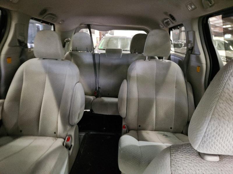 2011 Toyota Sienna მანქანა იყიდება აუქციონზე, vin: 5TDJK3DC2BS027446, აუქციონის ნომერი: 54631226