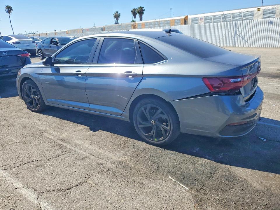 Продажа на аукционе авто 2025 Volkswagen Jetta, vin: 3VWEX7BU0SM027867, номер лота: 53106556