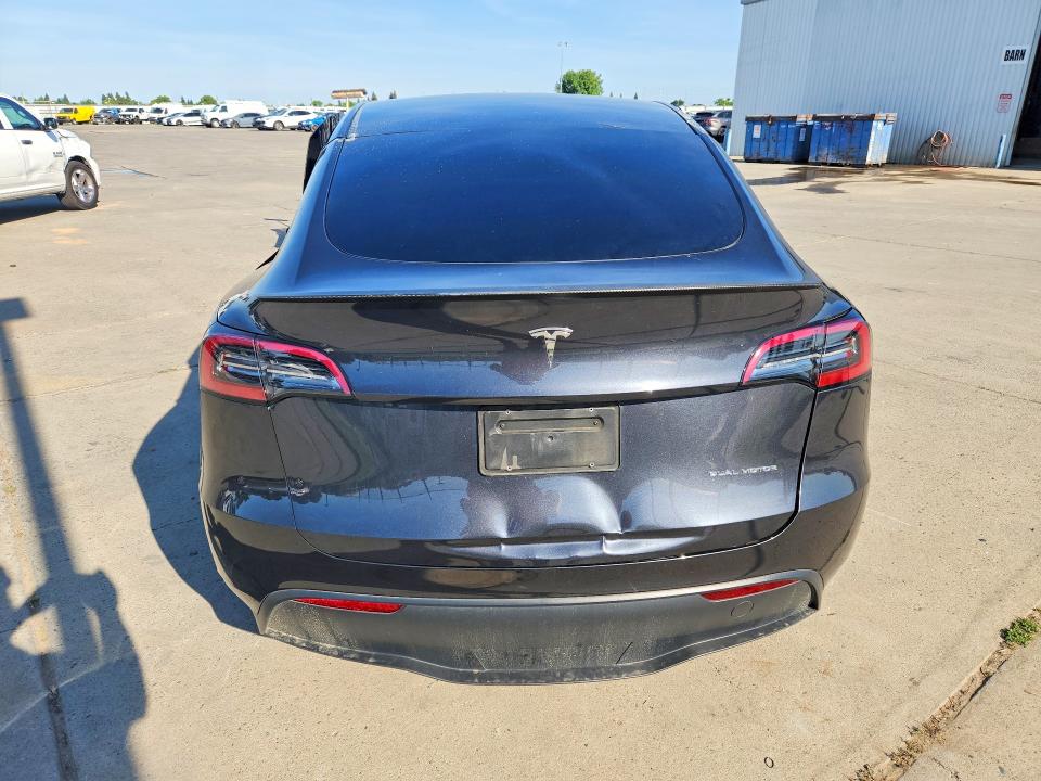2024 Tesla Model Y მანქანა იყიდება აუქციონზე, vin: 7SAYGDEF5RF061364, აუქციონის ნომერი: 53278326