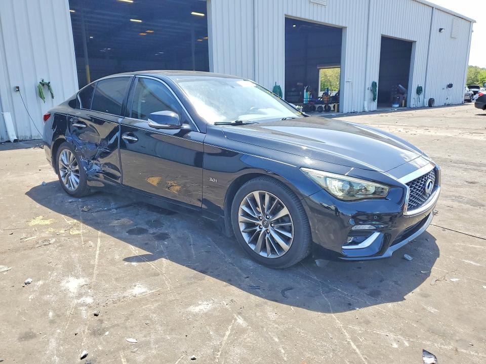 52245596 :رقم المزاد ، JN1EV7AP6JM351388 vin ، 2018 Infiniti Q50 مزاد بيع
