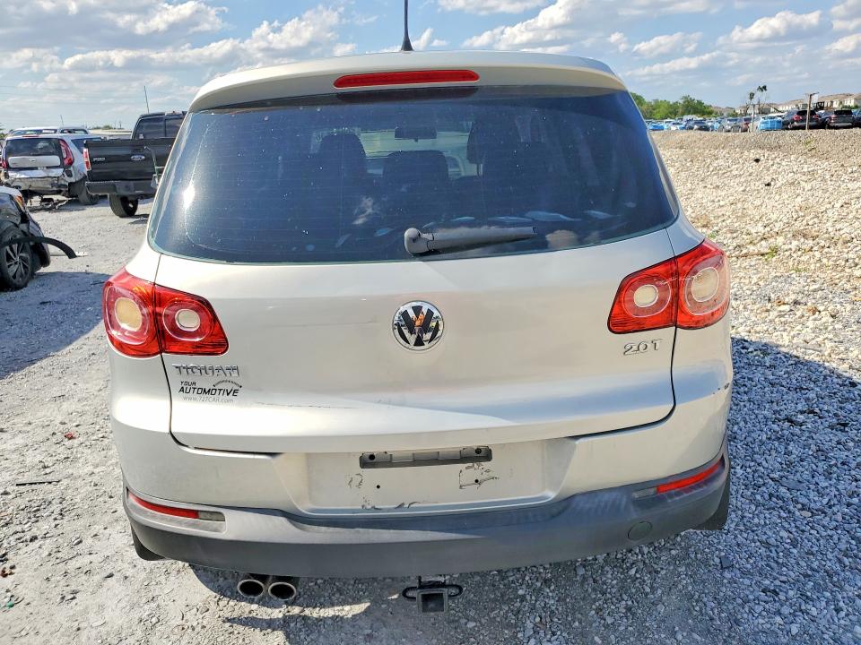 2011 Volkswagen Tiguan მანქანა იყიდება აუქციონზე, vin: WVGAV7AX5BW548727, აუქციონის ნომერი: 52354636