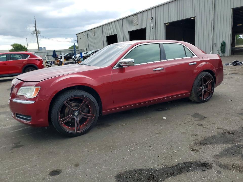 55319626 :رقم المزاد ، 2C3CCAAG2DH589483 vin ، 2013 Chrysler 300 مزاد بيع