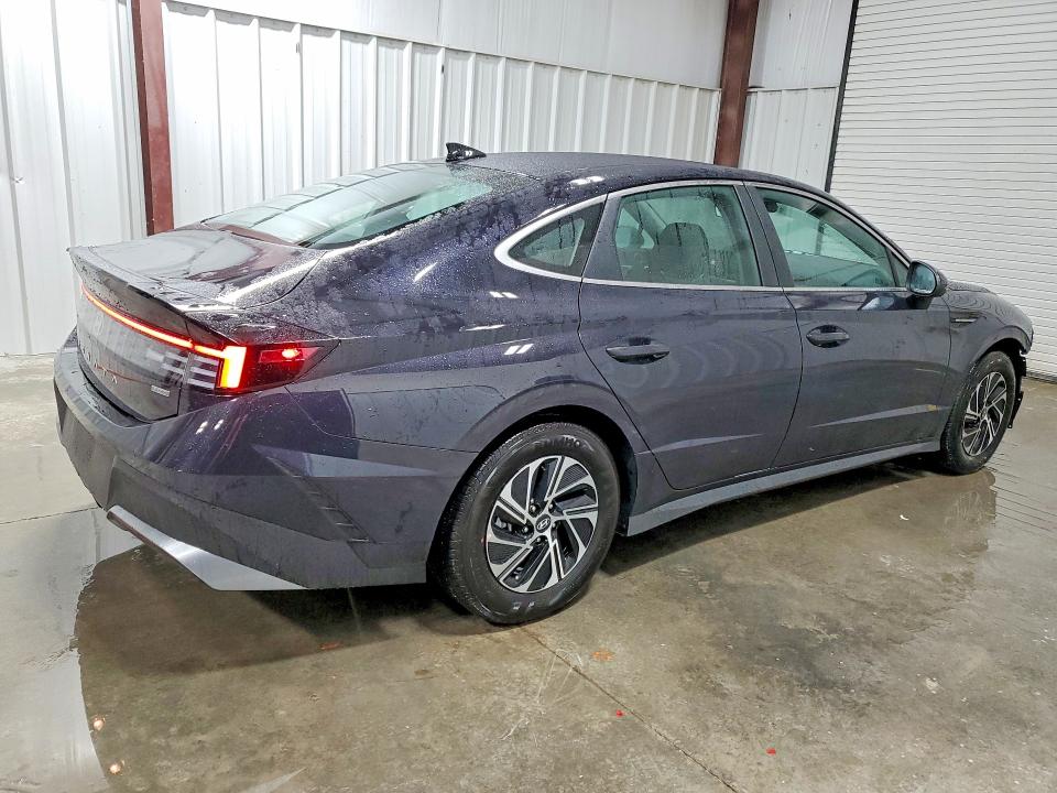 Продажа на аукционе авто 2026 Hyundai Sonata Hybrid, vin: KMHL24JJ6TA163039, номер лота: 53813636