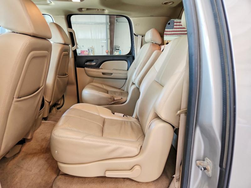 53005226 :رقم المزاد ، 1GNFK16308J209909 vin ، 2008 Chevrolet Suburban مزاد بيع