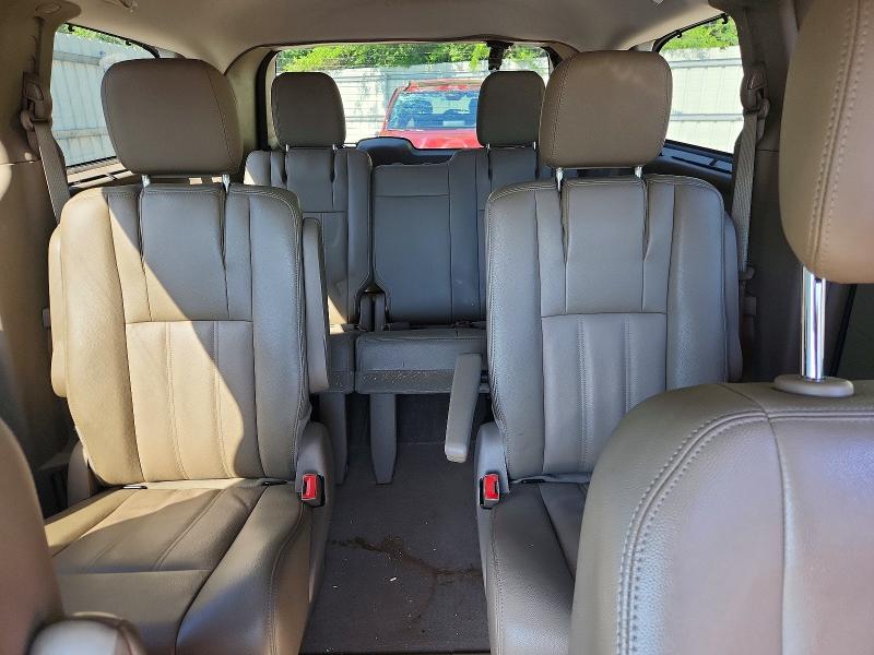 2015 Chrysler Town & Country მანქანა იყიდება აუქციონზე, vin: 2C4RC1BG5FR526282, აუქციონის ნომერი: 53588096