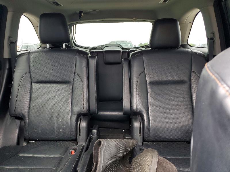 51980936 :رقم المزاد ، 5TDDGRFH8JS039979 vin ، 2018 Toyota Highlander Hybrid مزاد بيع