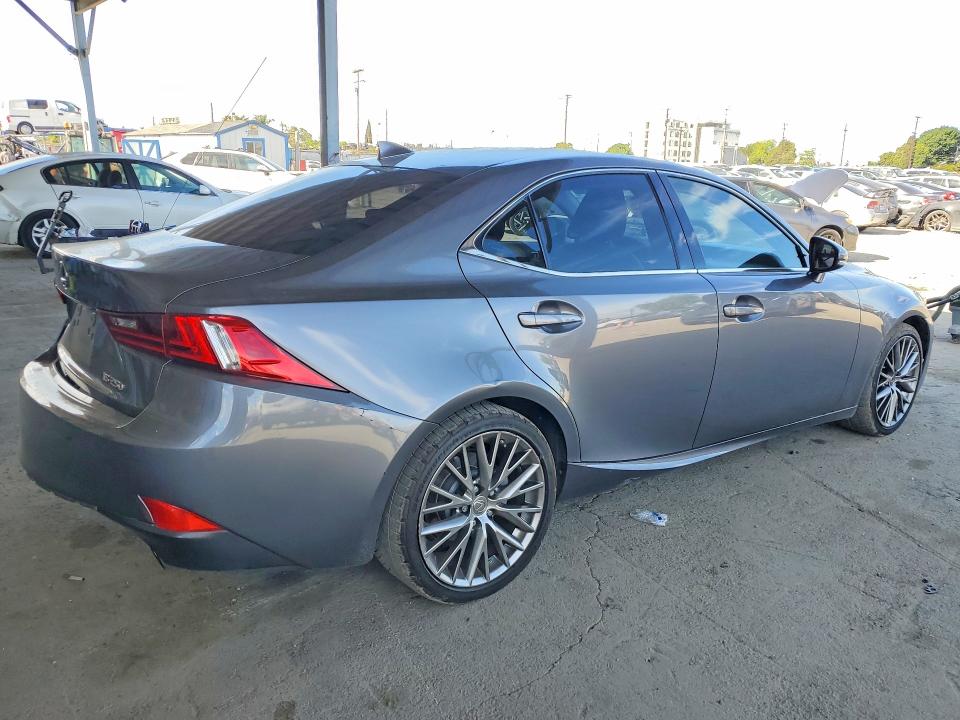 52419576 :رقم المزاد ، JTHBF1D20F5052148 vin ، 2015 Lexus Is مزاد بيع