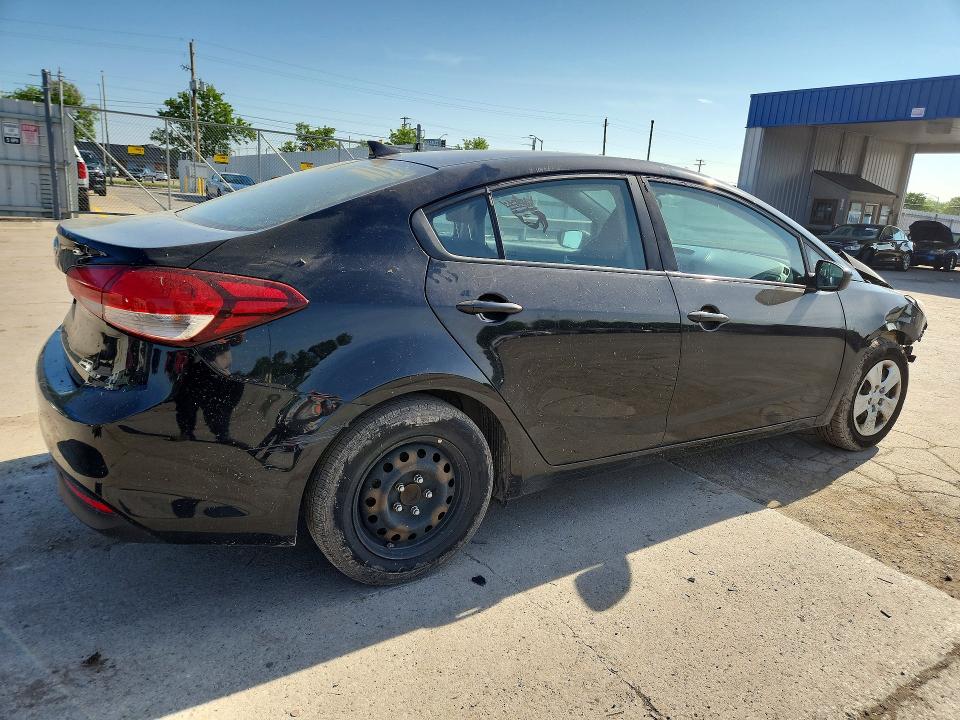 54899996 :رقم المزاد ، 3KPFK4A71JE195753 vin ، 2018 Kia Forte مزاد بيع