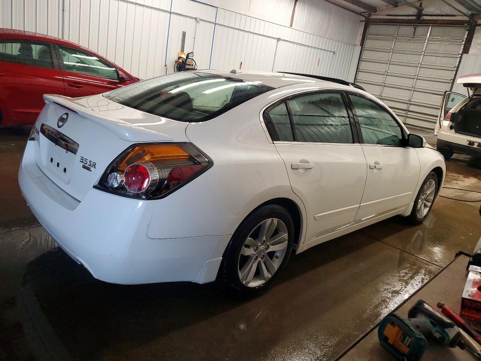 54141786 :رقم المزاد ، 1N4BL2AP2CC215847 vin ، 2012 Nissan Altima مزاد بيع