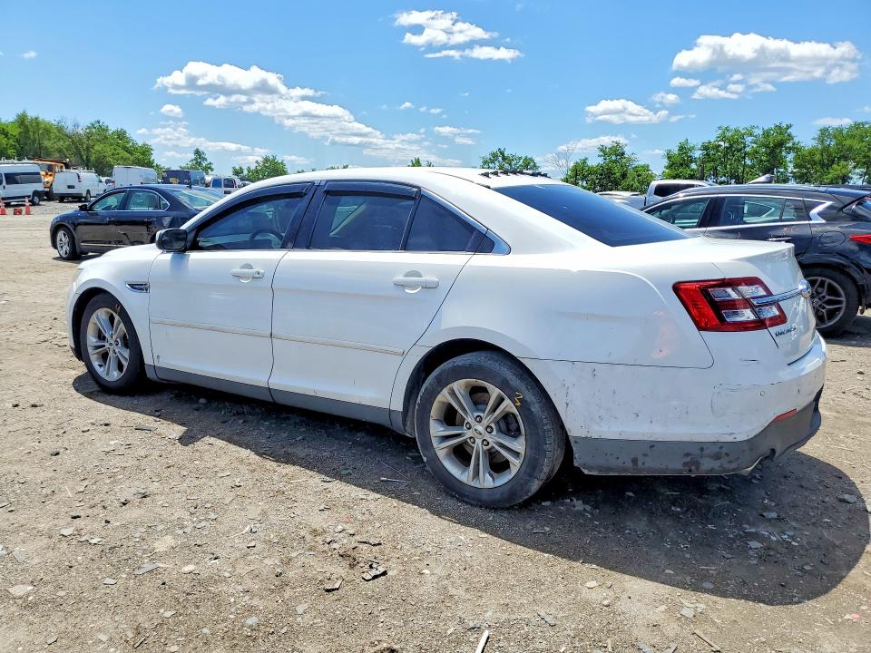 2015 Ford Taurus მანქანა იყიდება აუქციონზე, vin: 1FAHP2E87FG113653, აუქციონის ნომერი: 54523626