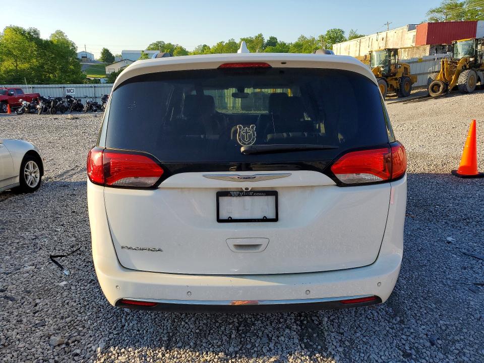 Продажа на аукционе авто 2019 Chrysler Pacifica, vin: 2C4RC1BG9KR597298, номер лота: 53974076