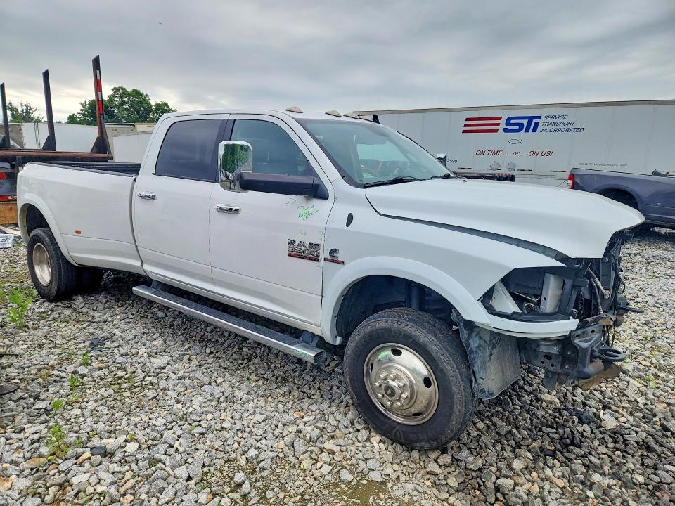 52162766 :رقم المزاد ، 3C63RRJL7JG410329 vin ، 2018 Ram 3500 مزاد بيع
