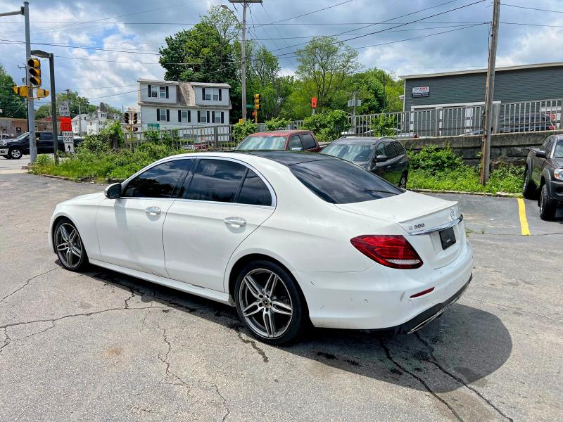 54672846 :رقم المزاد ، WDDZF4KB0KA606543 vin ، 2019 Mercedes-benz E مزاد بيع