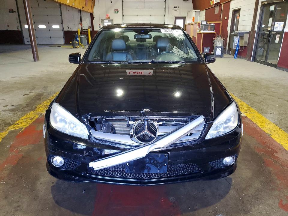 2010 Mercedes-benz C მანქანა იყიდება აუქციონზე, vin: WDDGF8BB1AR130981, აუქციონის ნომერი: 52053616