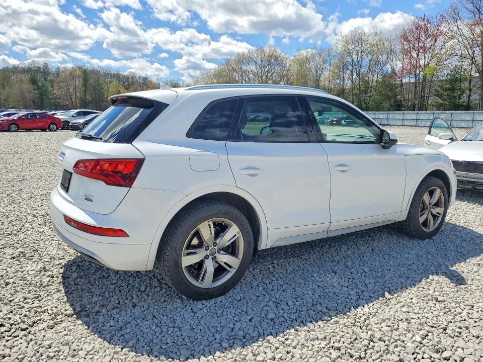 51835756 :رقم المزاد ، WA1ANAFY2J2008559 vin ، 2018 Audi Q5 مزاد بيع