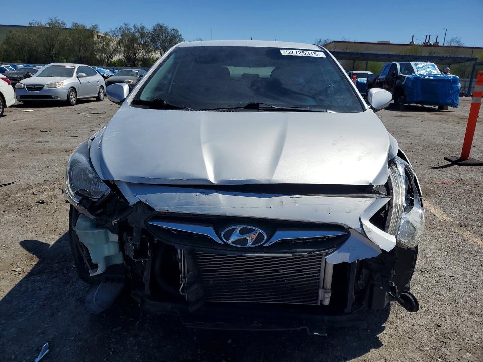 Продаж на аукціоні авто 2013 Hyundai Accent, vin: KMHCT5AE0DU106910, номер лоту: 52725376