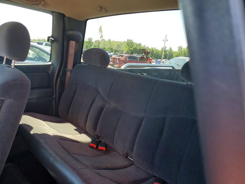 Продаж на аукціоні авто 2002 Chevrolet Silverado, vin: 2GCEC19TX21276032, номер лоту: 53481506