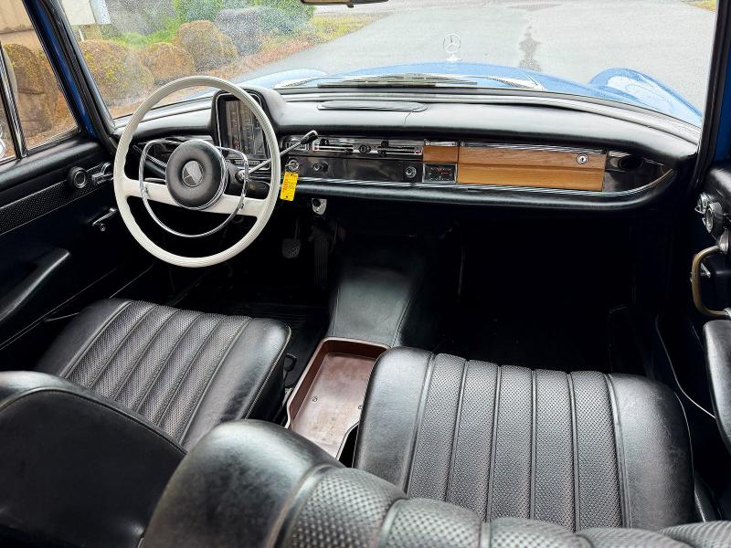 Продажа на аукционе авто 1966 Mercedes-benz 230, vin: 11011010270464, номер лота: 55217036