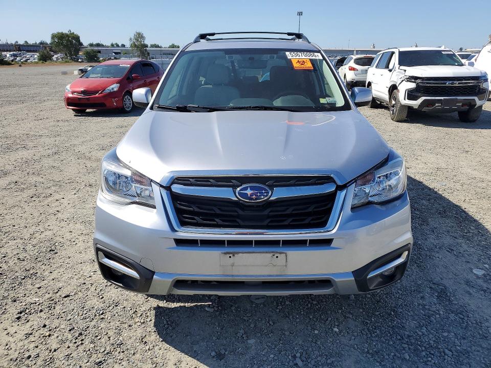 Продажа на аукционе авто 2018 Subaru Forester, vin: JF2SJAGC0JH592743, номер лота: 53670086